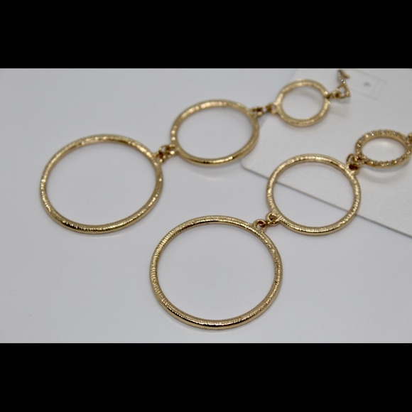 Target faux gold diamond hoop earrings - Picture 4 of 4